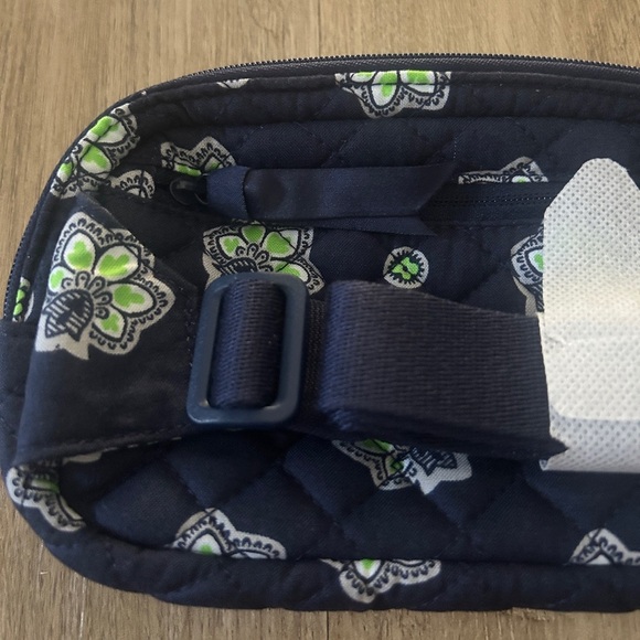 Vera Bradley Seattle Seahawks Cotton Mini Belt Bag (Navy/Neon Green Bandana) NWT - Picture 6 of 6